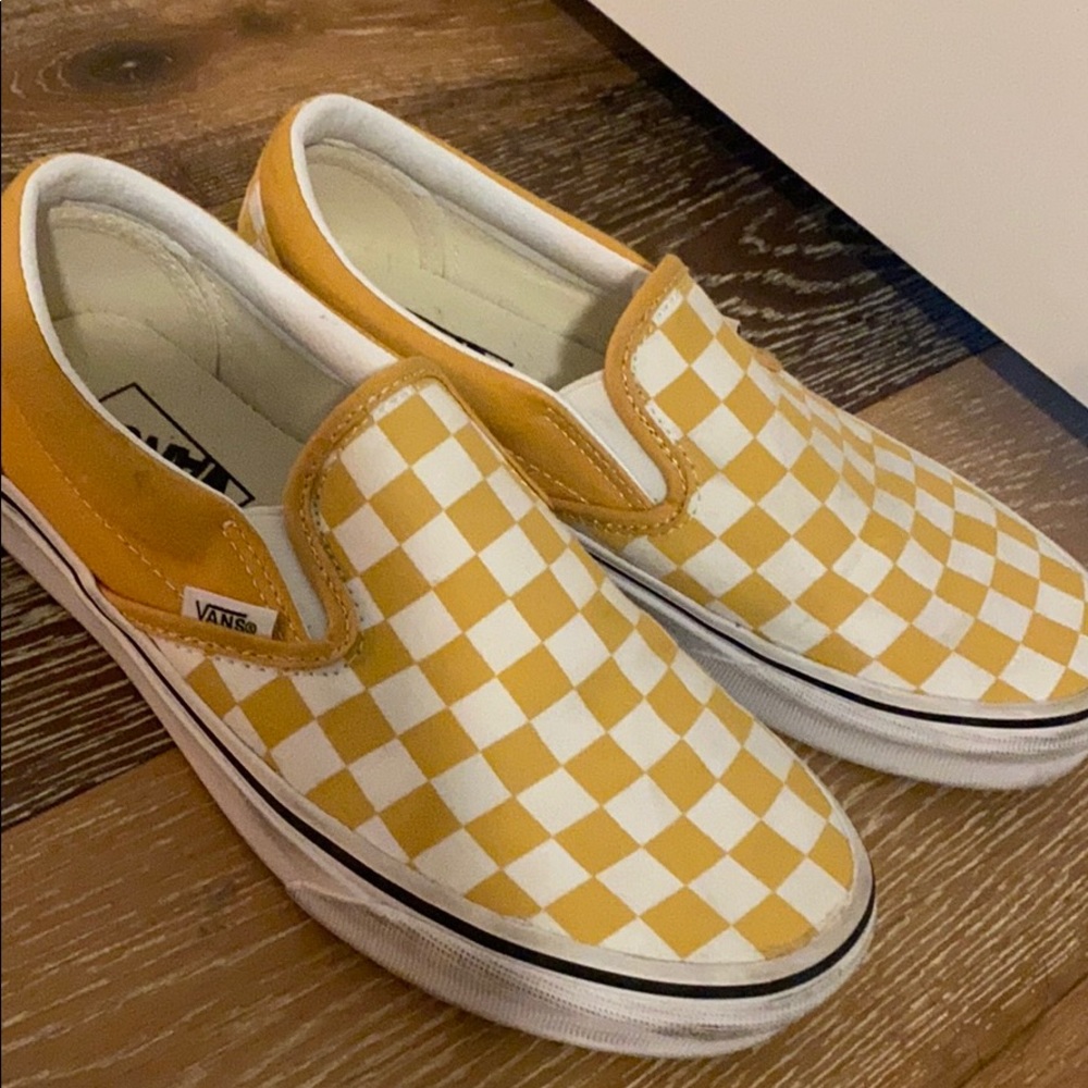 mustard + white colored checkered vans! worn once!